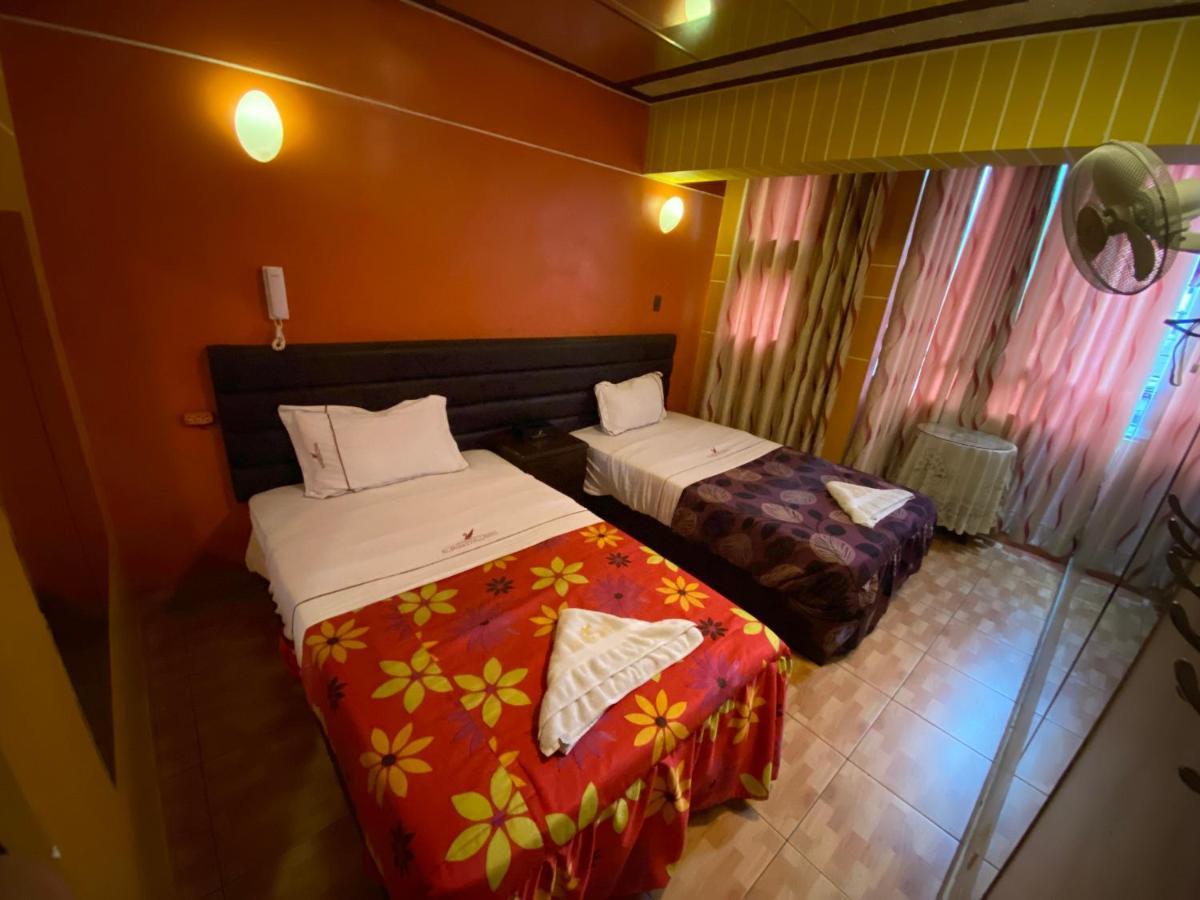 Hotel Manantial No,001 Lima Bagian luar foto