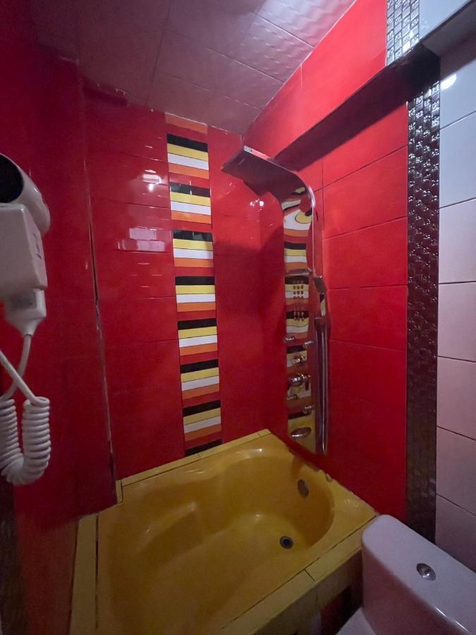 Hotel Manantial No,001 Lima Bagian luar foto