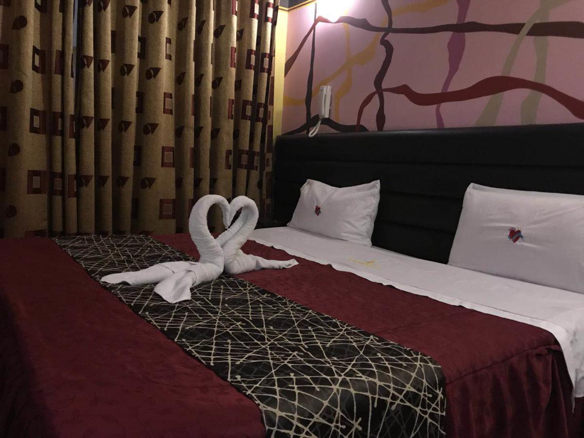 Hotel Manantial No,001 Lima Bagian luar foto