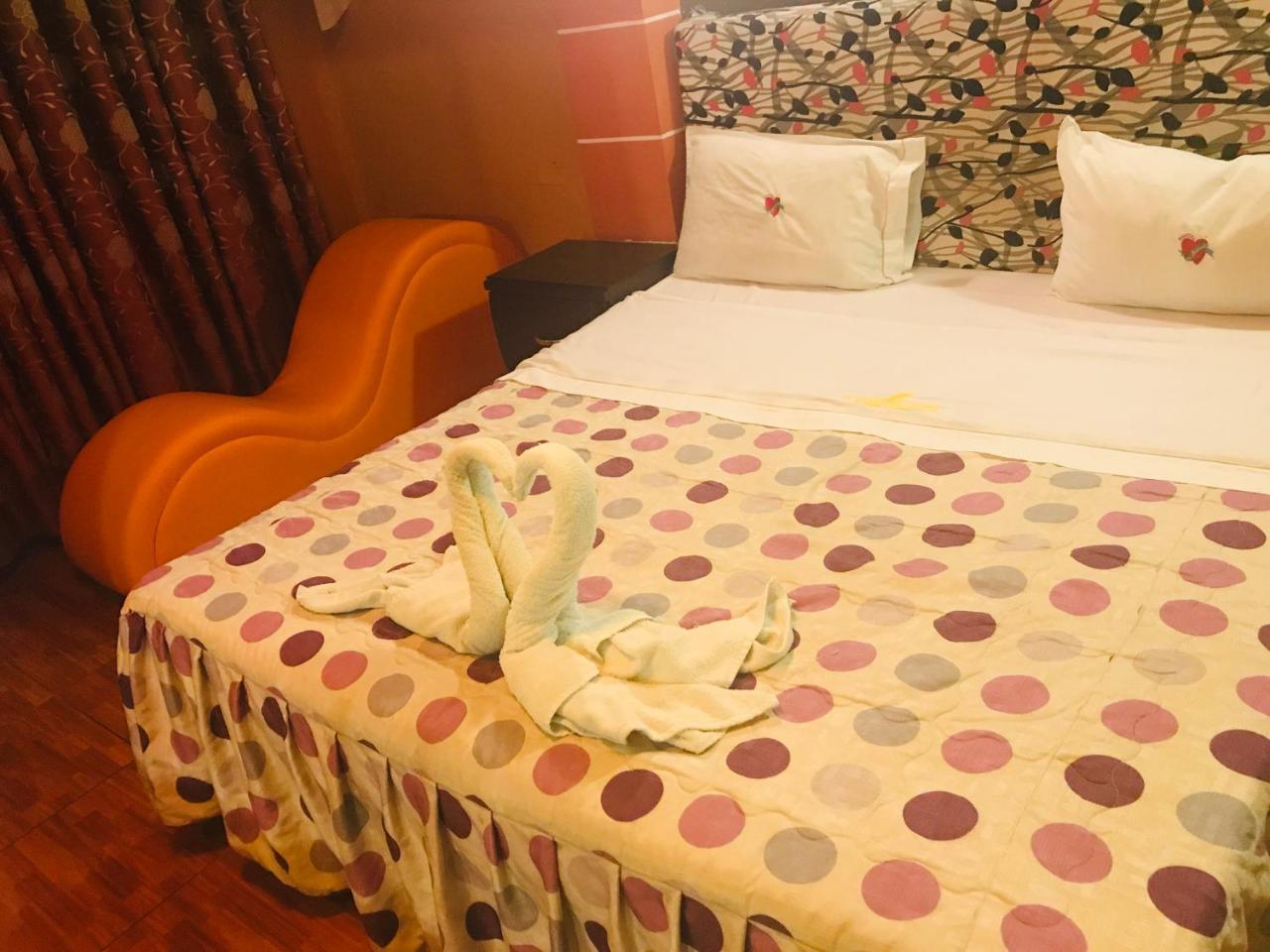 Hotel Manantial No,001 Lima Bagian luar foto